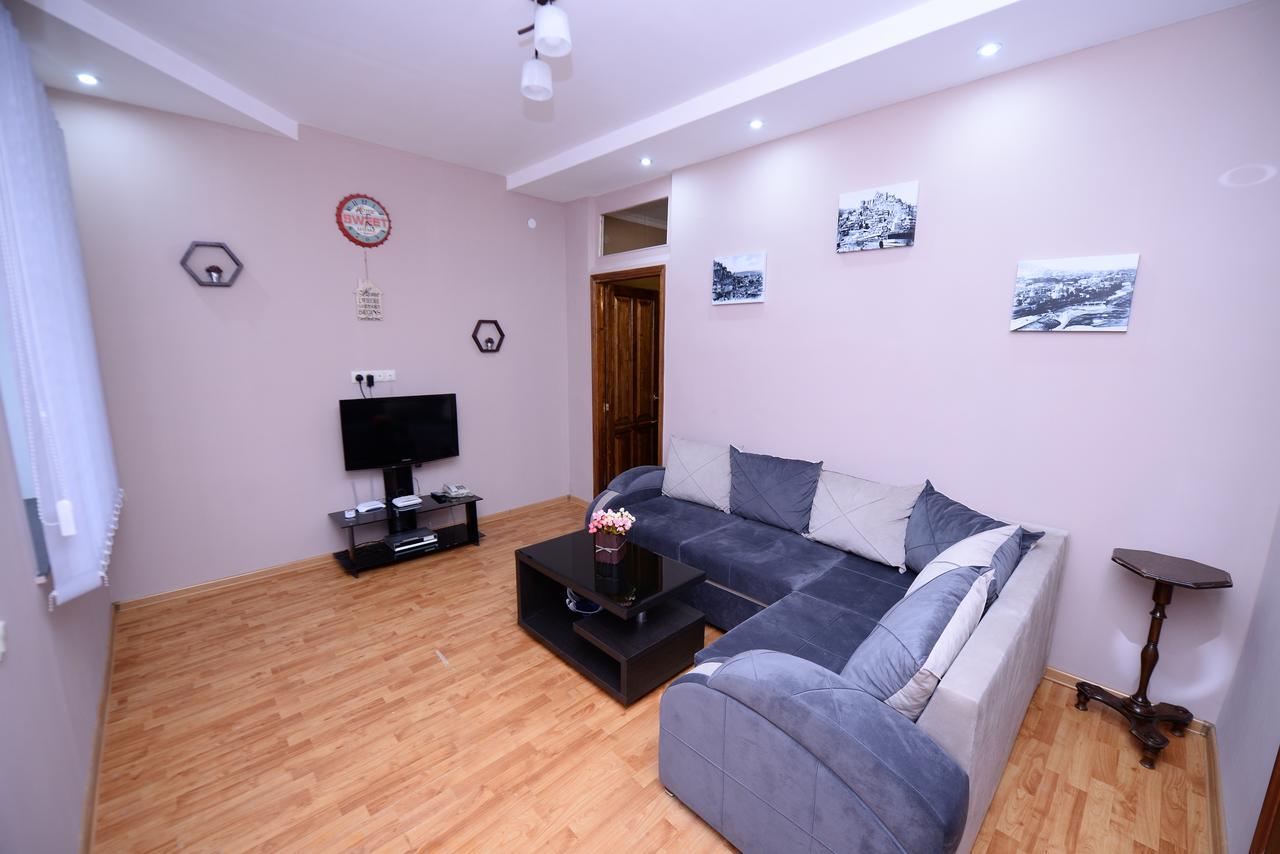 Sweet Home Apartment Tbilisi Eksteriør billede
