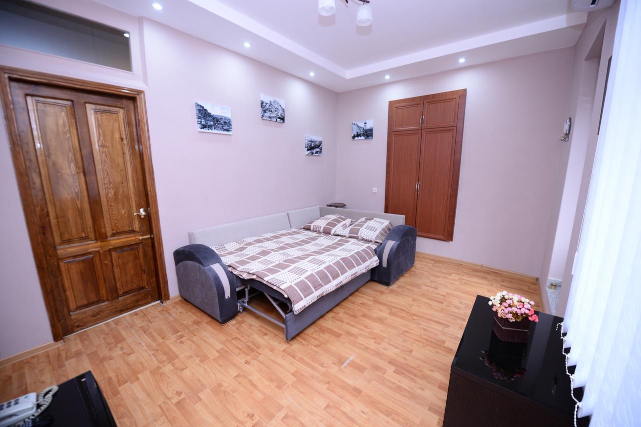 Sweet Home Apartment Tbilisi Eksteriør billede